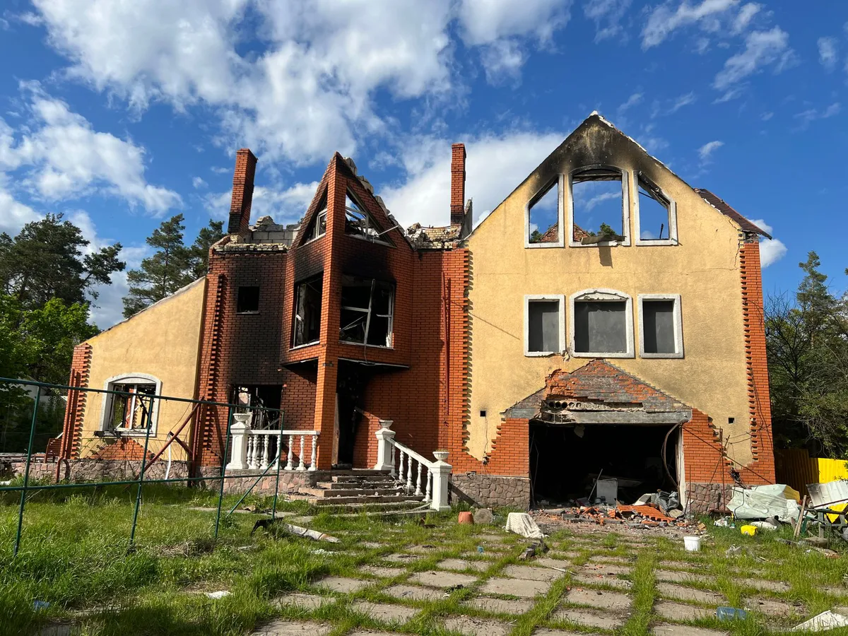 luxury mansion fire aftermath