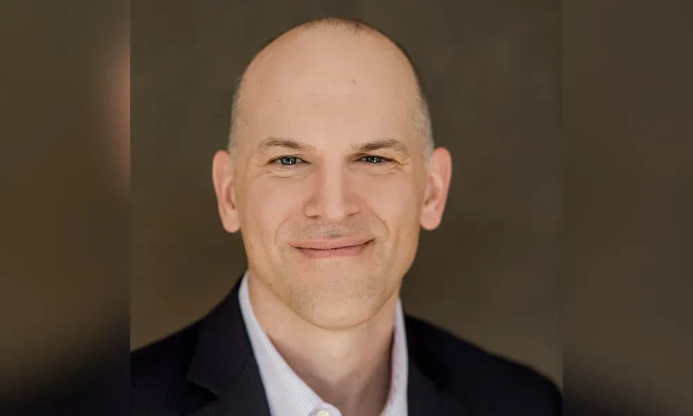 How AI is Transforming Insurance: Strengthening Agents, Not Replacing Them