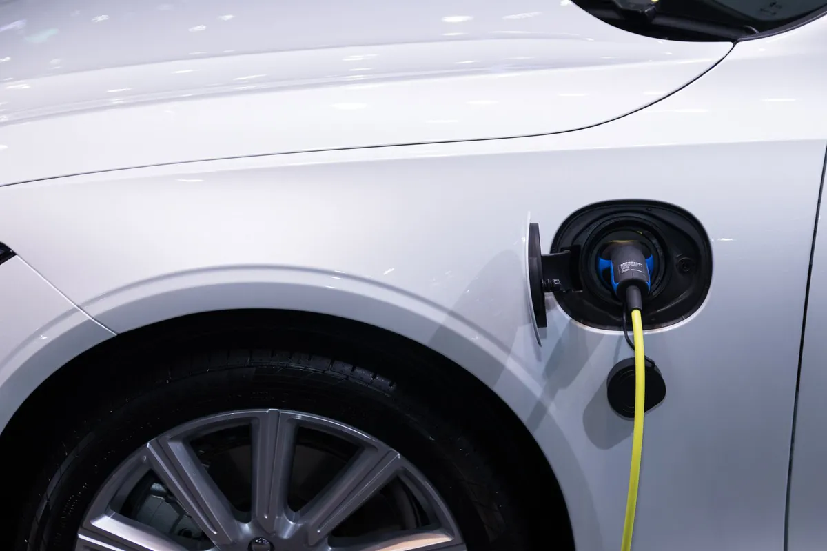 hybrid vehicle charging station