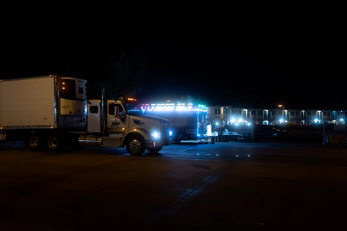commercial trucking fleet
