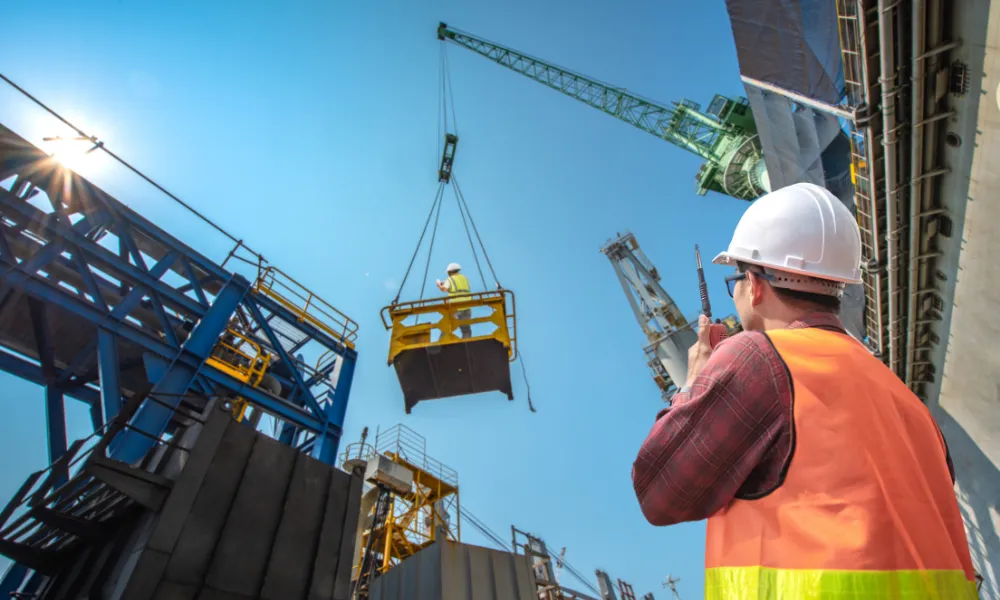 Navigating the Diverging Landscape of North American Construction Insurance Navigating the Diverging Landscape of North American Construction Insurance