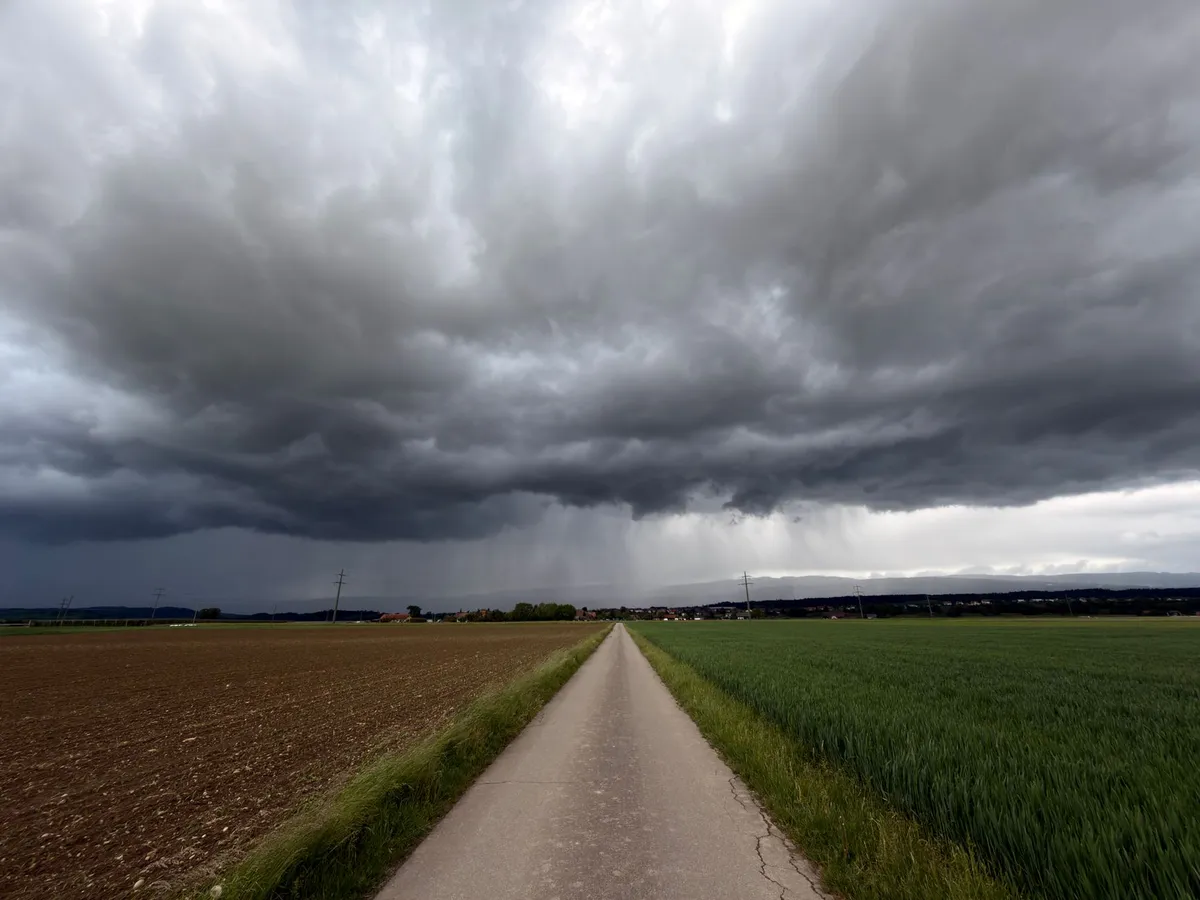 storm clouds approaching