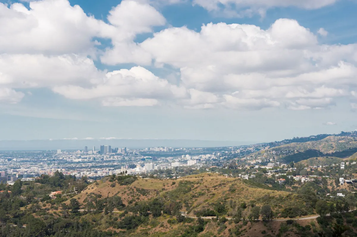 sunny Los Angeles skyline