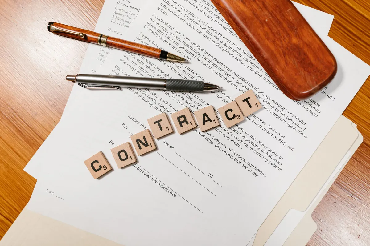 legal documents and contract