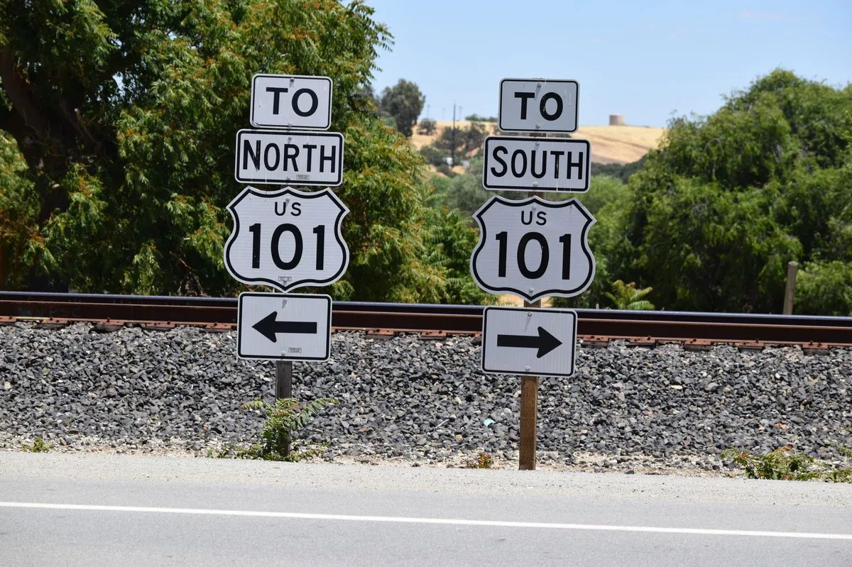 highway road signs