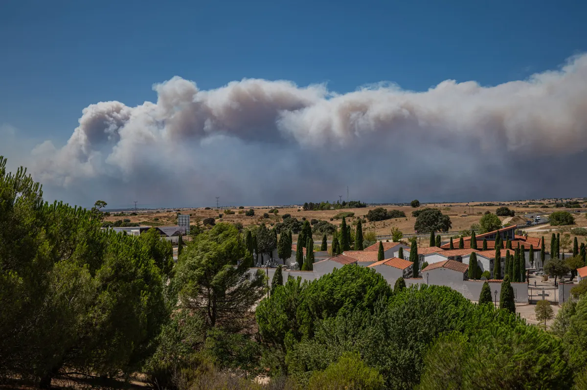 Wildfire Crisis in Europe: Spain and France Struggle Amid Heat Waves Wildfire Crisis in Europe: Spain and France Struggle Amid Heat Waves