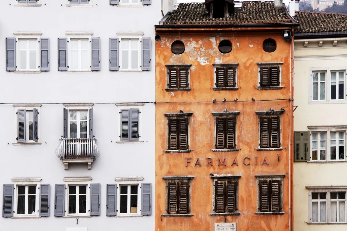pharmacy exterior