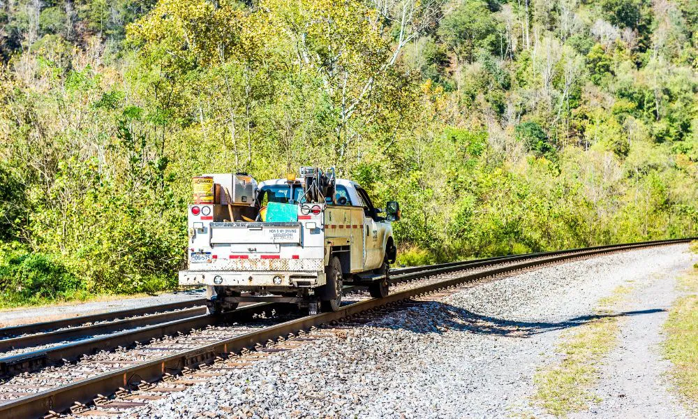 Insurers Clash Over Hi-Rail Truck Crash Coverage in Alabama