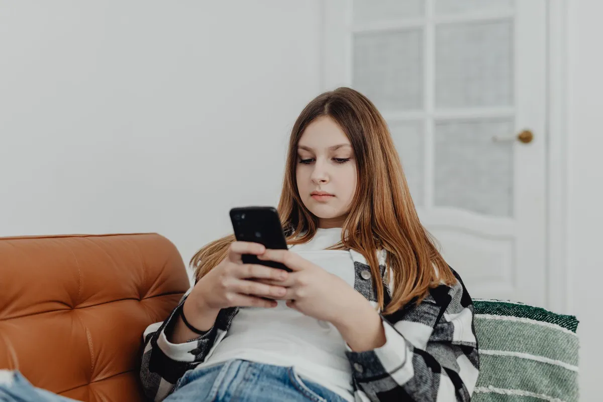 youth social media use
