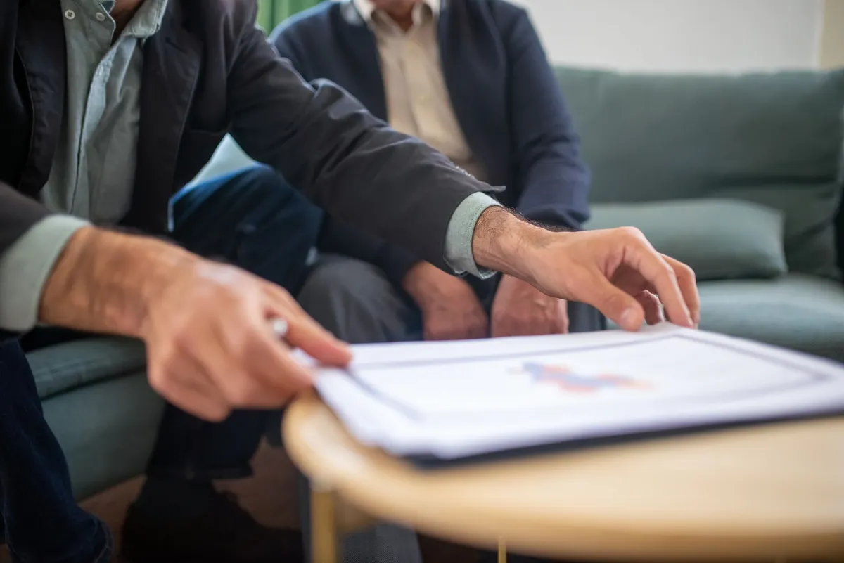 insurance broker consulting client