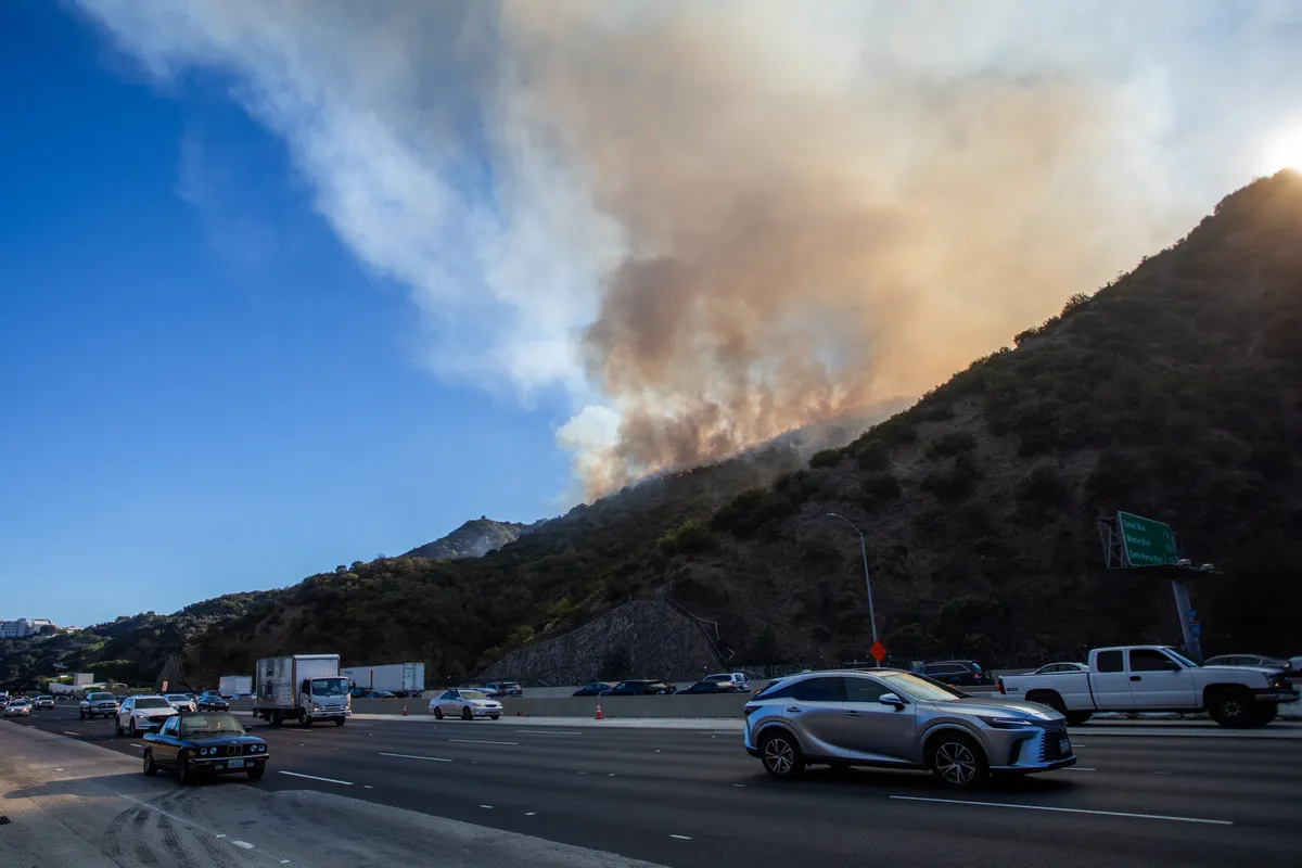 Fire and Heat Risks Loom Over Western U.S.: What You Need to Know