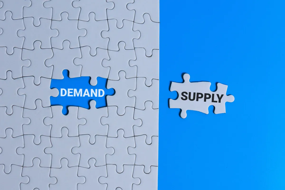 Navigating a Softening Reinsurance Market: Trends and Predictions for 2027