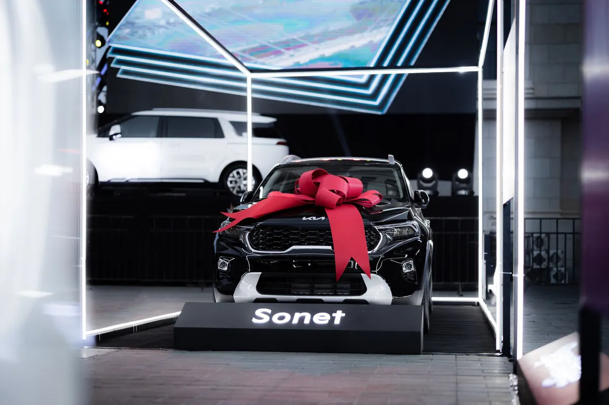 The Launch of the Electric Range Rover: What $200,000 Buys You