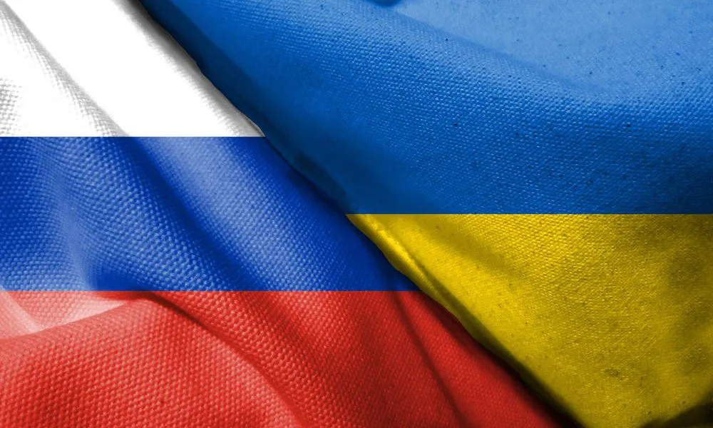 Zelenskyy Alerts Insurers as Russian Airspace Risks Escalate